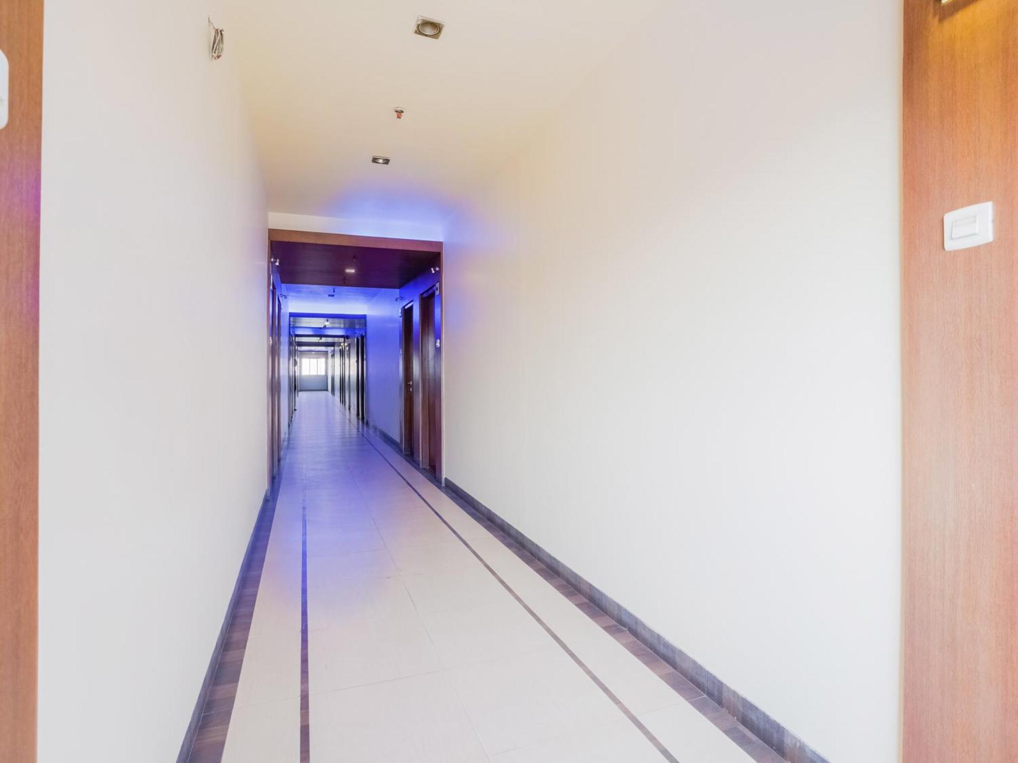 Hotel Hotel 4*